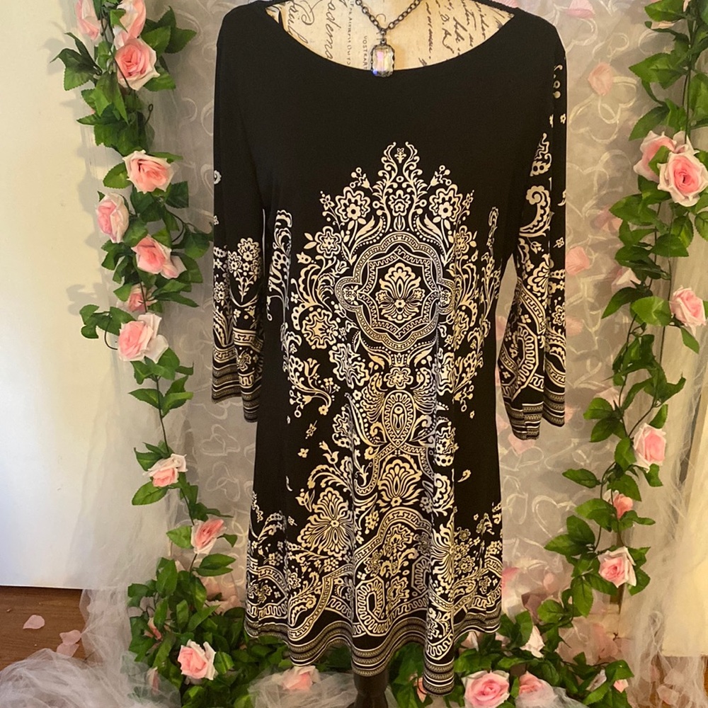 MT Collection Black and White Floral Dress